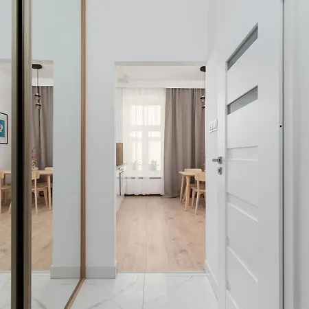 1 - Bedroom - Powisle 2 *